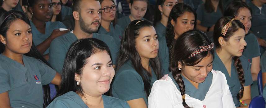 Programa de Enfermería lanzó su octava edición de la Revista Cuidar