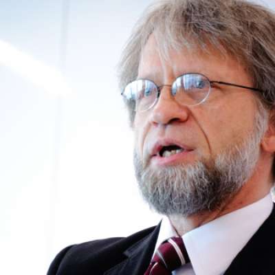 Antanas Mockus dictará conferencia en la von Humboldt